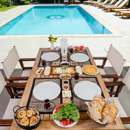 Aparthotel Kerem 4*